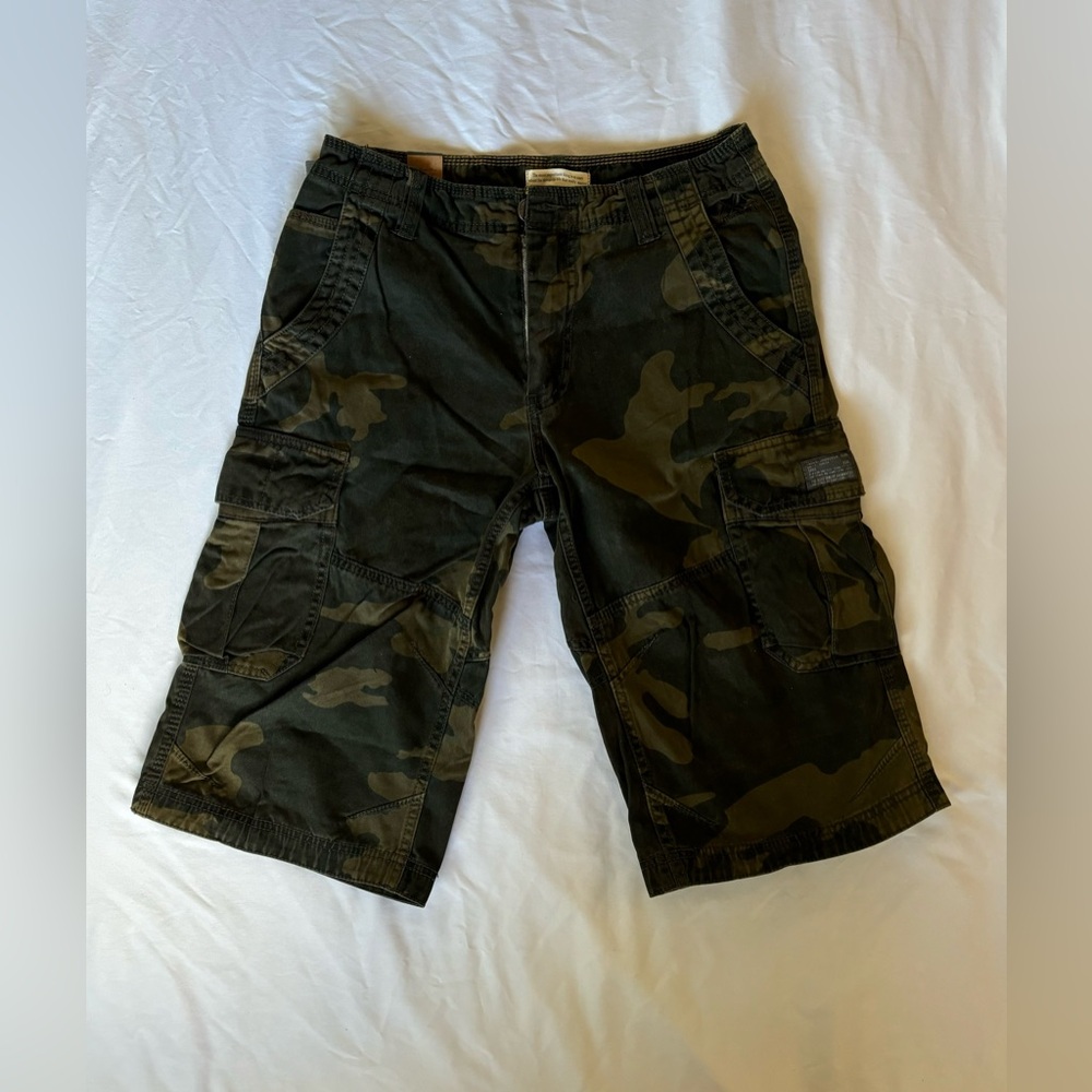 Lindbergh Cargo Shorts